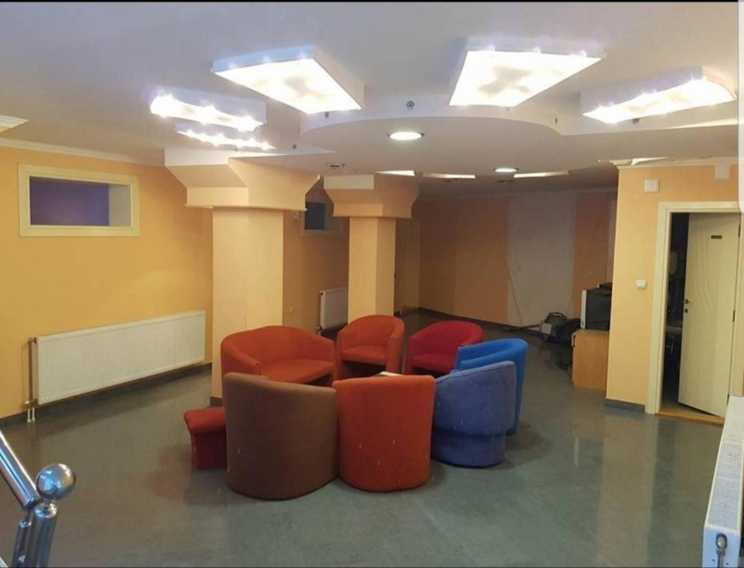 Viktorija Nova Hotel Kanjiza Exterior photo