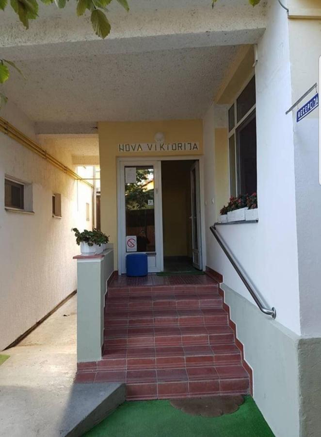 Viktorija Nova Hotel Kanjiza Exterior photo